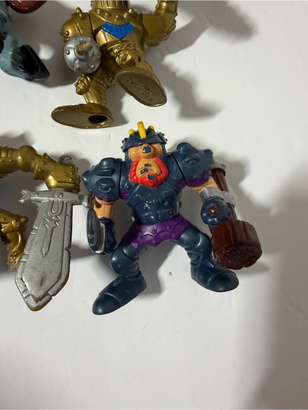 Vintage Fantasy Action Figure & Horse Lot – Knights Warriors & Accessories - Picture 5 of 5